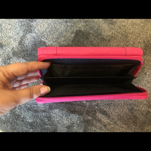 Wallet - Picture 4 of 5